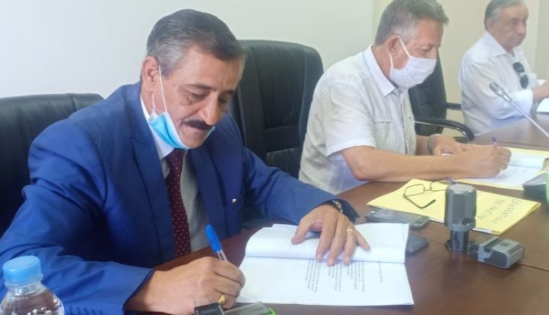 بالصور.. مولودية وهران وشبيبة سكيكدة يوقعان الإتفاقية الثلاثية