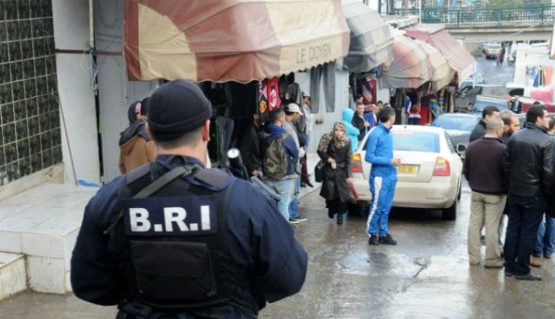 “البياري” يوقف شخص بتهمة الإشادة بالأعمال الإرهابية في عين تيموشنت