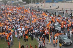 المعارضة الكويتية تبيت قبالة البرلمان عشية انعقاده