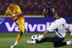 بالفيديو.. مهاجم يرفض تسجيل ضربة جزاء ظالمة