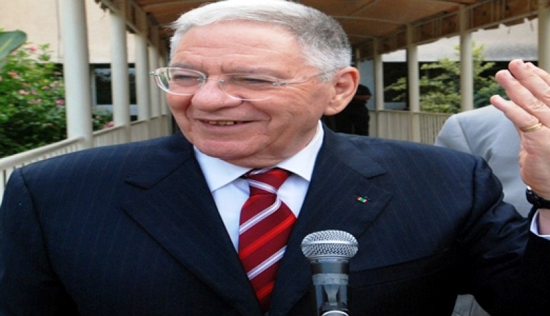 ولد عباس في حماية الرئيس