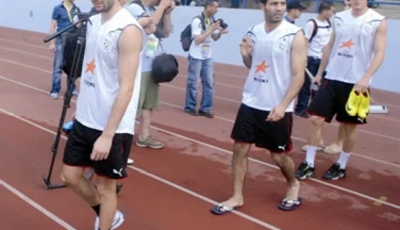 عبدون أول الملتحقين وتأخر زياني، بوڤرة، لحسن وغزال إلى الغد