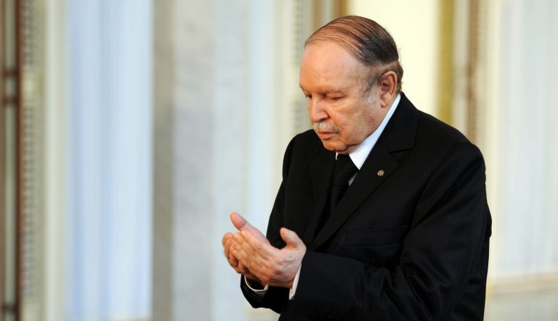 الرئيس بوتفليقة يعزي عائلة الفقيد بختي بلعايب