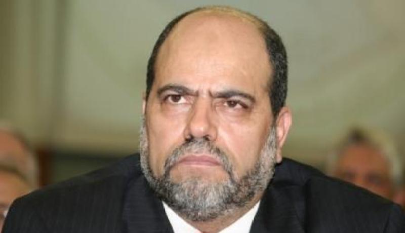 ليزافيرات تحت قبة البرلمان
