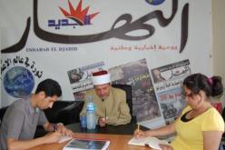 منتقدو كتاب بن تونس لم يطلعوا عليه وكفروا 8 آلاف مؤتمر