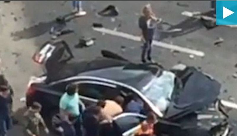 بالفيديو.. حادث مروع لسيارة “بوتين” ومقتل سائقه الخاص