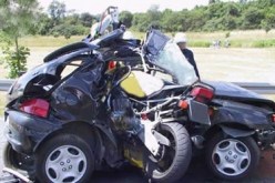 وفاة 13 شخصا منذ يوم الخميس في 16 حادث مرور