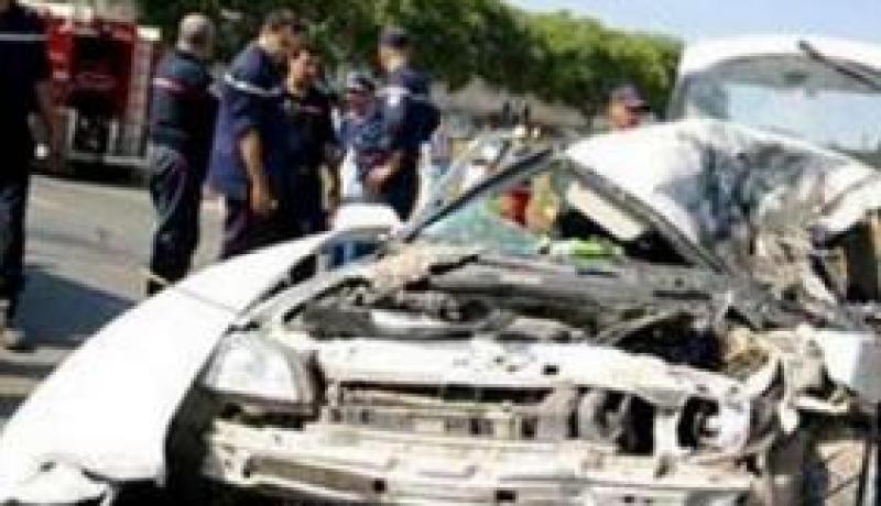 وفاة 3 أشخاص واصابة 3 أخرين من عائلة واحدة في حادث مرور بمستغانم