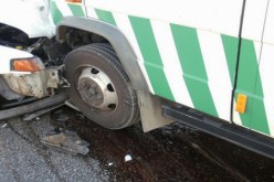 14 ‬جريحا في‮ ‬اصطدام حافلة بسيارة في‮ ‬المدية