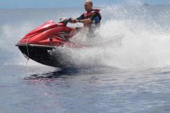 وفاة شاب اصطدمت به “jet ski” بشاطئ الميناء الصغير في مستغانم