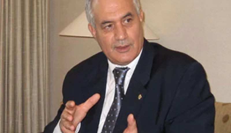 بلعيز يستقبل عمدة باريس