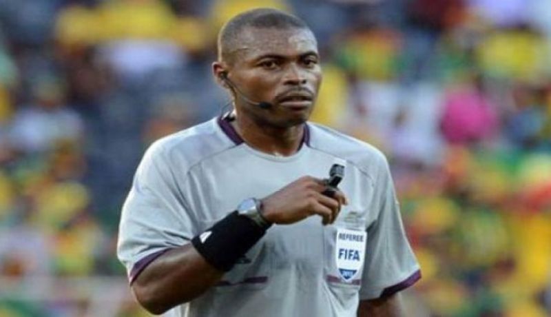 حكم غابوني لإدارة لقاء الوفاق والوداد في دوري الأبطال