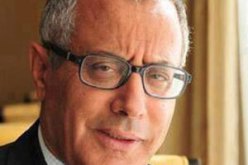 علي زيدان يؤكد أن دمج الثوار في إعمار البلاد من أولويات عمل الحكومة