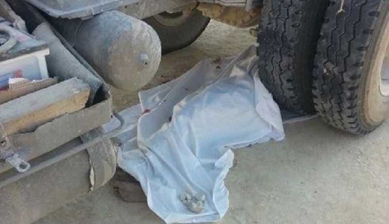 طفل يلقى حتفه تحت عجلات شاحنة بالنعامة