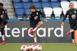 هذا ما طلبه نيمار من لاعب جزائري.. !