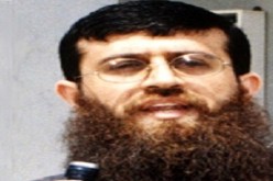 فلسطينيون يتظاهرون تضامنا مع المعتقل خضر عدنان في الضفة الغربية