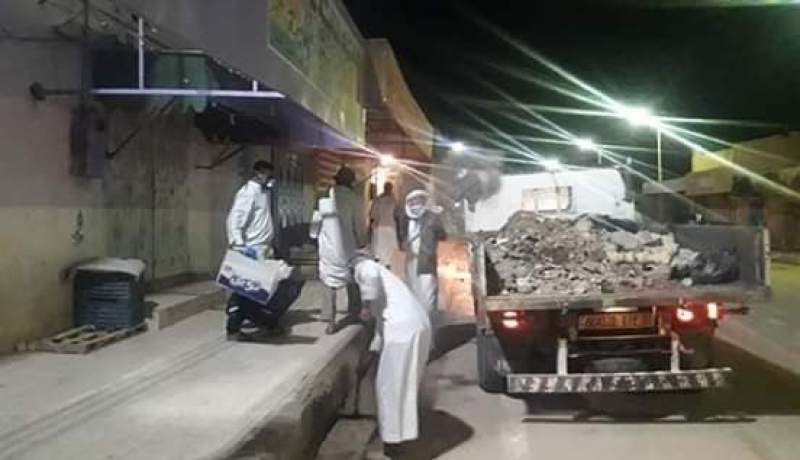 بالصور.. حملة تنظيف واسعة لشوارع “تنركوك” بأدرار بعد أحداث الشغب