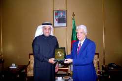 بالصور..لوح يستقبل سفير قطر بالجزائر