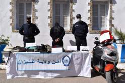 غليزان: توقيف شخصين يحترفان سرقة حقائب يدوية نسوية بالخطف