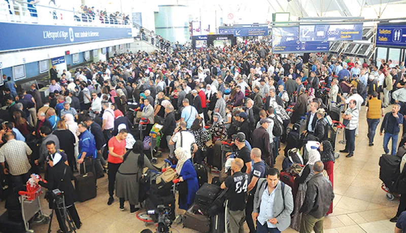 فوضى في مطارات الجزائر بسبب “AIGLE AZUR”!