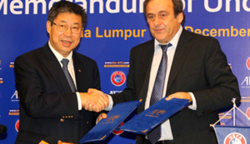 توقيع مذكرة تفاهم بين الاتحادين الاسيوي والأوروبي