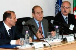 زرهوني‮ ‬يثني‮ ‬على الدكتور العفاني