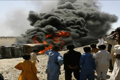 مقتل 9 أشخاص و8 جرحى في هجوم انتحاري في مطار جلال أباد بأفغانستان