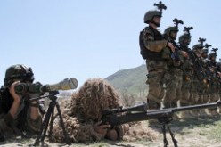 اتفاق وشيك لإعادة تشغيل خطوط إمدادات  الناتو في أفغانستان عبر باكستان