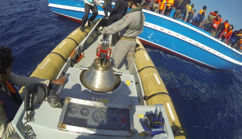 البحرية الإيطالية تنقض أكثر من 3400 مهاجر غير شرعي في البحر المتوسط