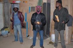 هكذا يحتال المهاجرون غير الشرعيين على الجزائريين ويسلبوهم أموالهم