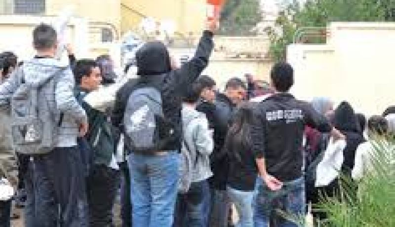 تلاميـذ النهائـي يطالبون بتأجيـل امتحانات البكالوريـا