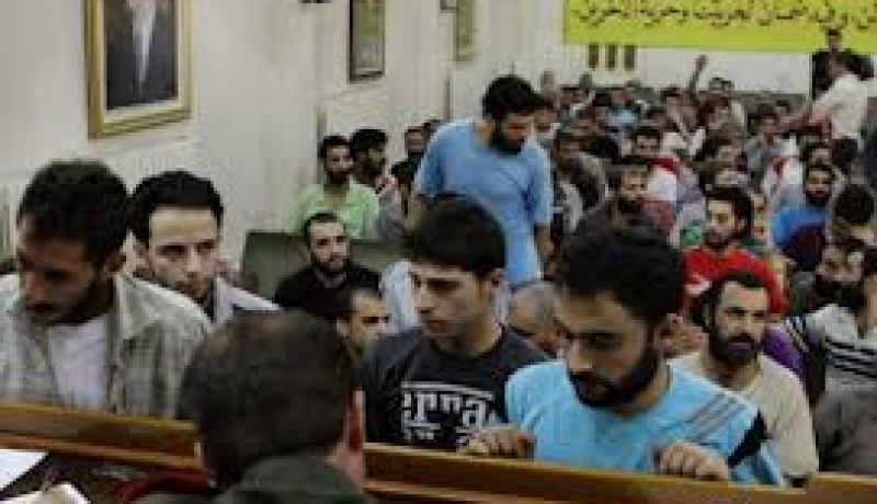 اطلاق سراح أكثر من 300 شخص من المشاركين في الاحتجاجات في سورية