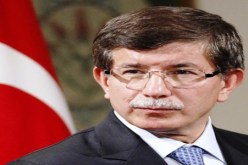 أوغلو يرفض التدويل والتدخل العسكري ويدعو لحل الأزمة السورية داخل البيت الإسلامي