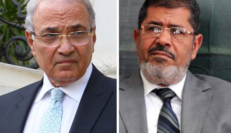 حملة احمد شفيق تتهم مرسي بمحاولة اختطاف الفوز بالرئاسة المصرية