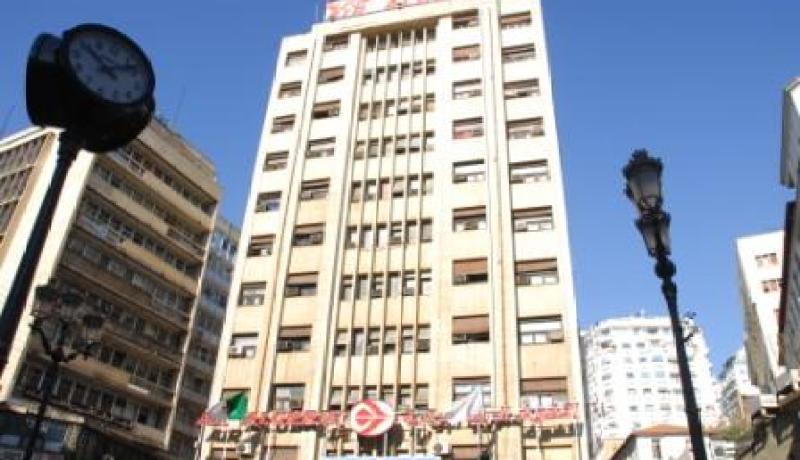 الخطوط الجزائرية تلغي كل رحلاتها بسبب اضراب المضيفين