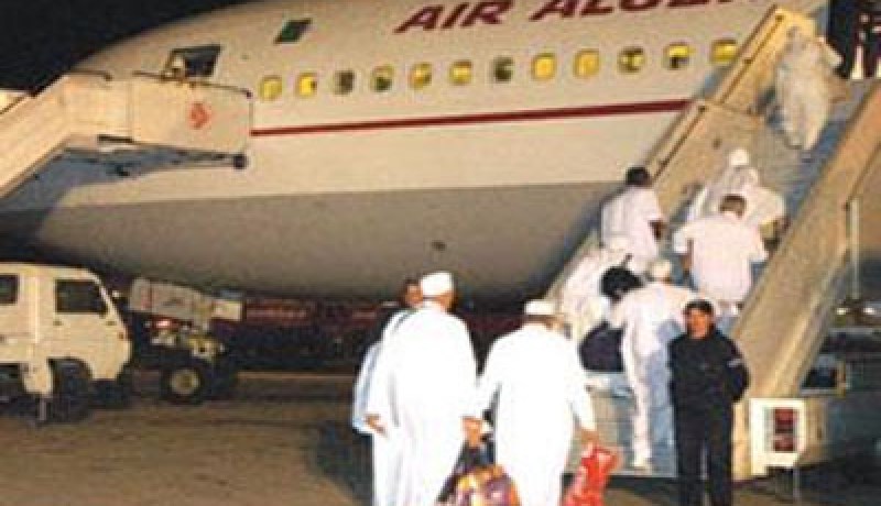 هكذا استبدل مسؤولو الرحلة ''H9015'' الحجاج ''الزوالية'' بمسؤولين ''كبار''