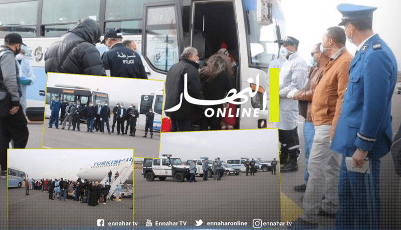 بالصور.. وصول 294 جزائري قادما من تركيا إلى مطار وهران