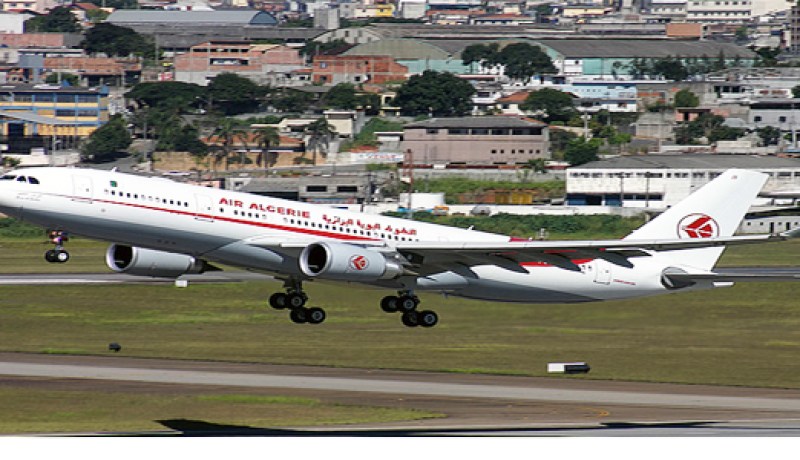 مشروع لإنشاء مدرسة لتكوين الطيارين بمعسكر