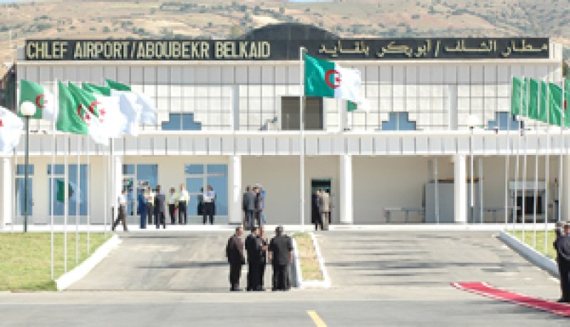اشتكوا النقص الفادح للرحلات الدولية: مطار “أبو بكر بلقايد” بالشلف لا يلبي حاجيات المغتربين