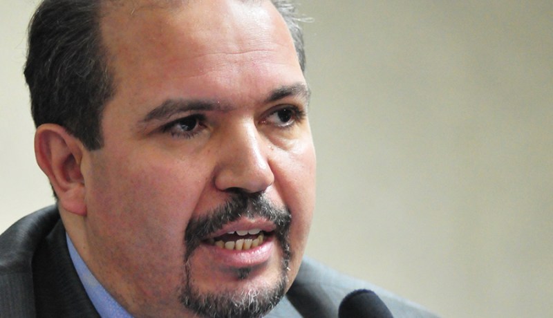 مسجد باريس من أولويات محمد عيسى