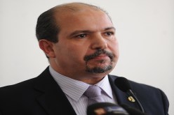 بيع المخطوطات والرسائل التاريخية في الخارج ممنوع