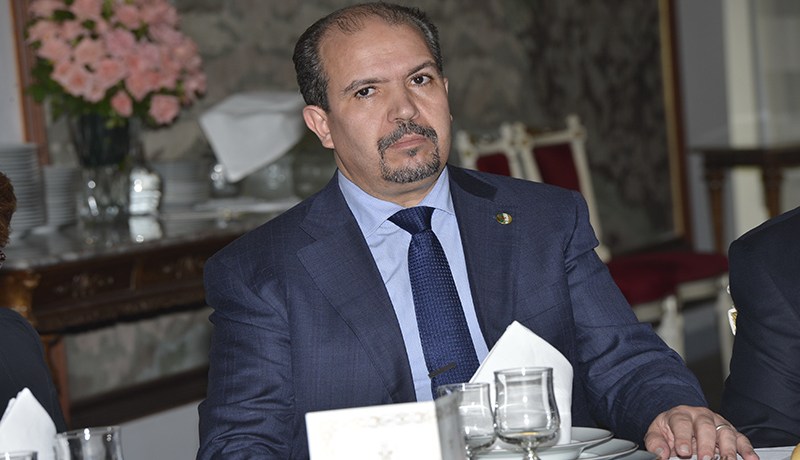 مـن سَيَــــؤُمُّ الجـاليـة يا عيــــسى