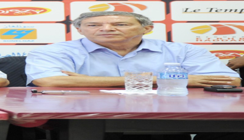 عيساوي يستقيل من منصبه والمسامعية يهدّدون اللاعبين