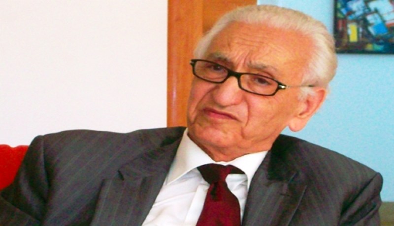 تأجيل المؤتمر الخامس لجبهة القوى الاشتراكية و تعيين أمين أول جديد