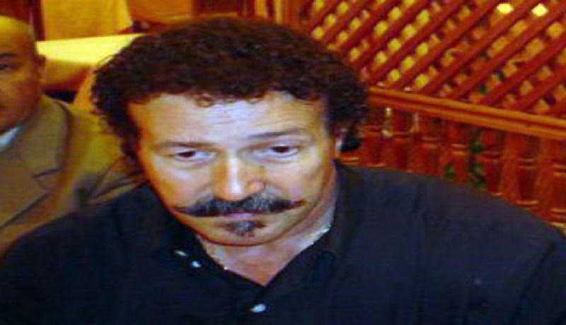 الجمهور يخص آيت منقلات باستقبال حار بالمركز الثقافي الجزائري في باريس