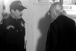 “النهار” تحضر تصوير أصعب مشهد في الجزء 2 من مسلسل “البذرة”!:عجايمي الشديد.. تنهمر دموعه حارة وبتلقائية في مشرحة مستشفى مليانة ومشهد تفقد جثة “صونيا” بصندوق حفظ الجثث يكرر 5 مرات ويرعب الحضور