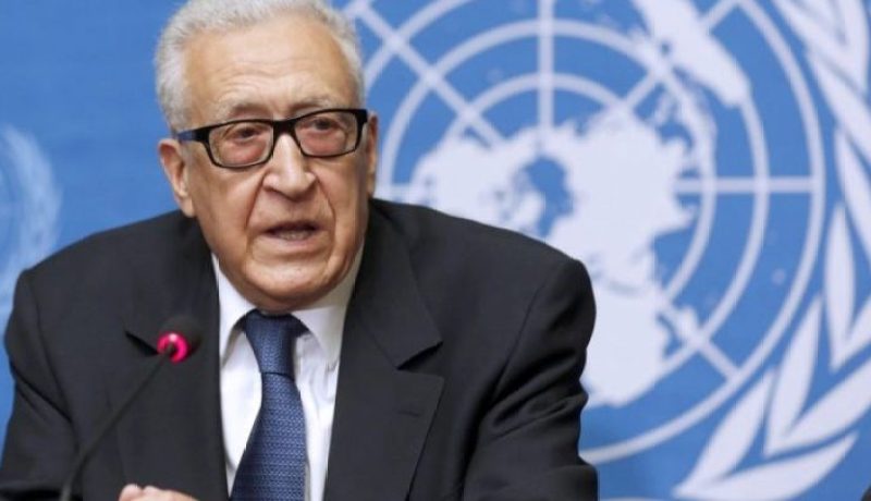 الأخضر الإبراهيمي ينفي مجددا ترأسه للمؤتمر الوطني الذي اقترحه بوتفليقة