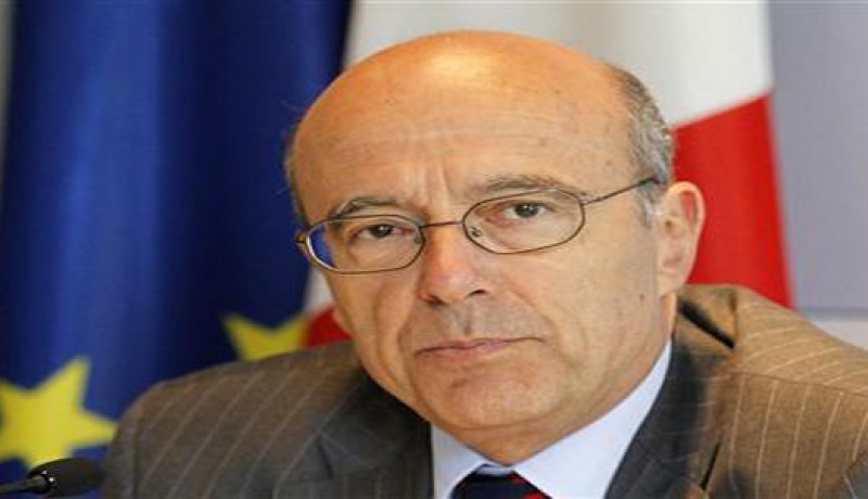 جوبيه يصر مجددا على ضرورة تخلي القذافي عن الحكم لإيجاد حلول سياسية للنزاع