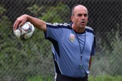 مـــــدرب العميـــــــد‮ ‬يجتمــــــع بلاعبيــــه ويحـــــدثهـــم عـــن النــــــادي‮ ‬الإفــريقي