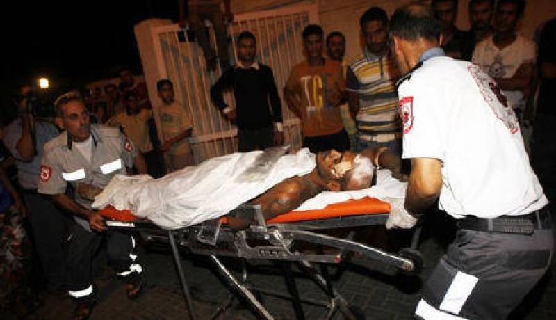 اصابة فلسطينيين اثنين في انفجارين وسط قطاع غزة